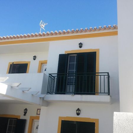 Vivenda Para Ferias Manta Rota Bagian luar foto